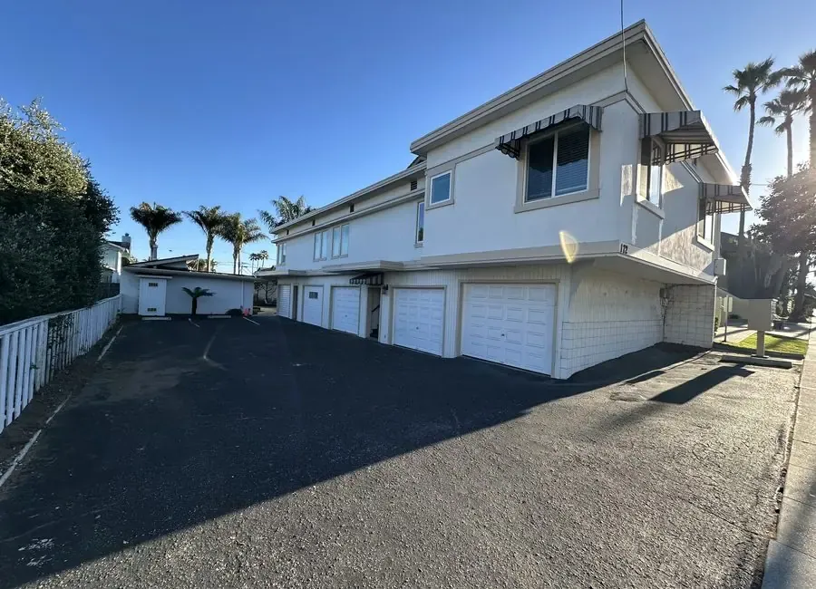 Pismo Cove Apartments and garages